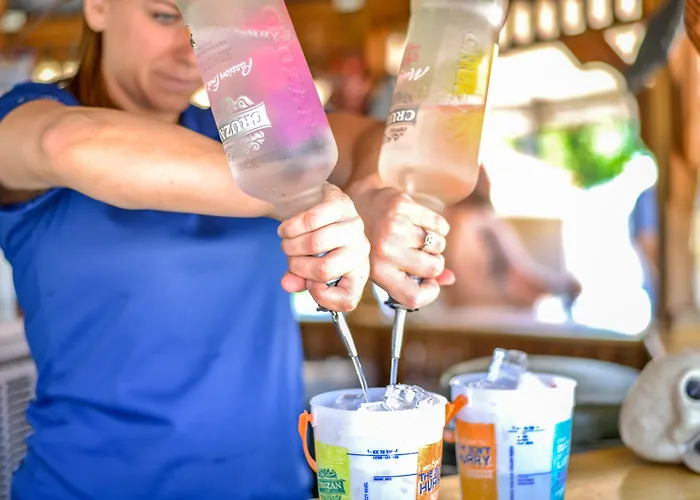 Hilton Vacation Club Mystic Dunes Orlando Four Corners